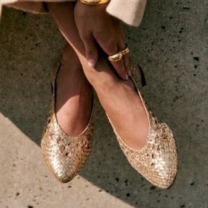 Sezane Low Anya Ballerinas in Gold Leather Size 39 US 8